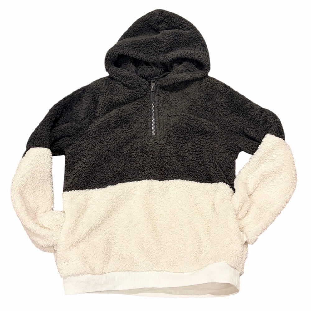Girls Gray and Cream Zip-Up Sweater Hoodie size medium fluffy soft teddy bear